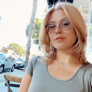 Meet your Posher, Juliana